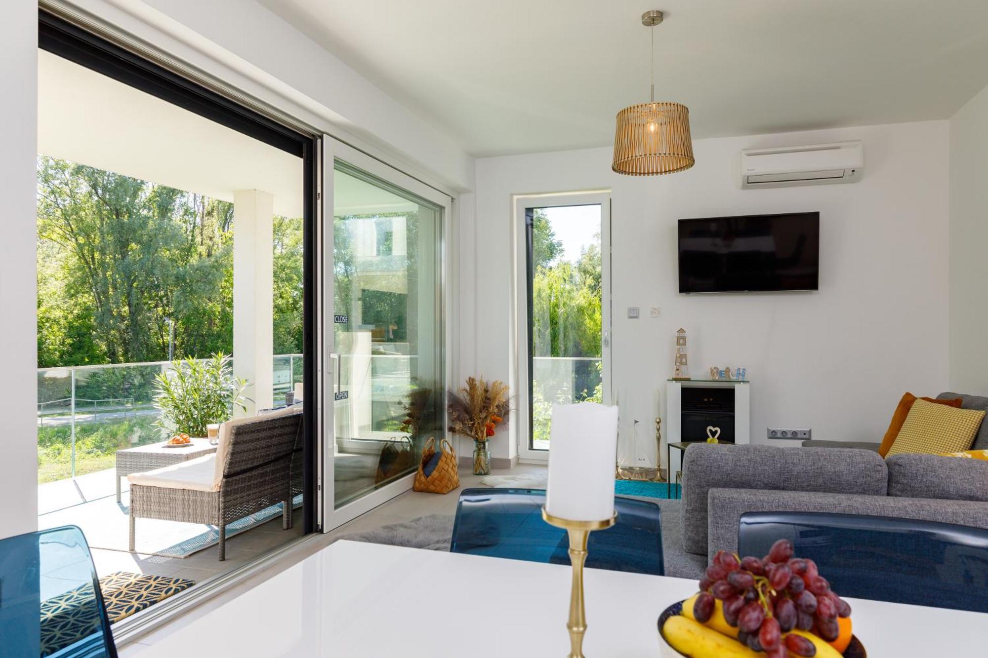Blue4 Apartment Balatonfůzfő Εξωτερικό φωτογραφία