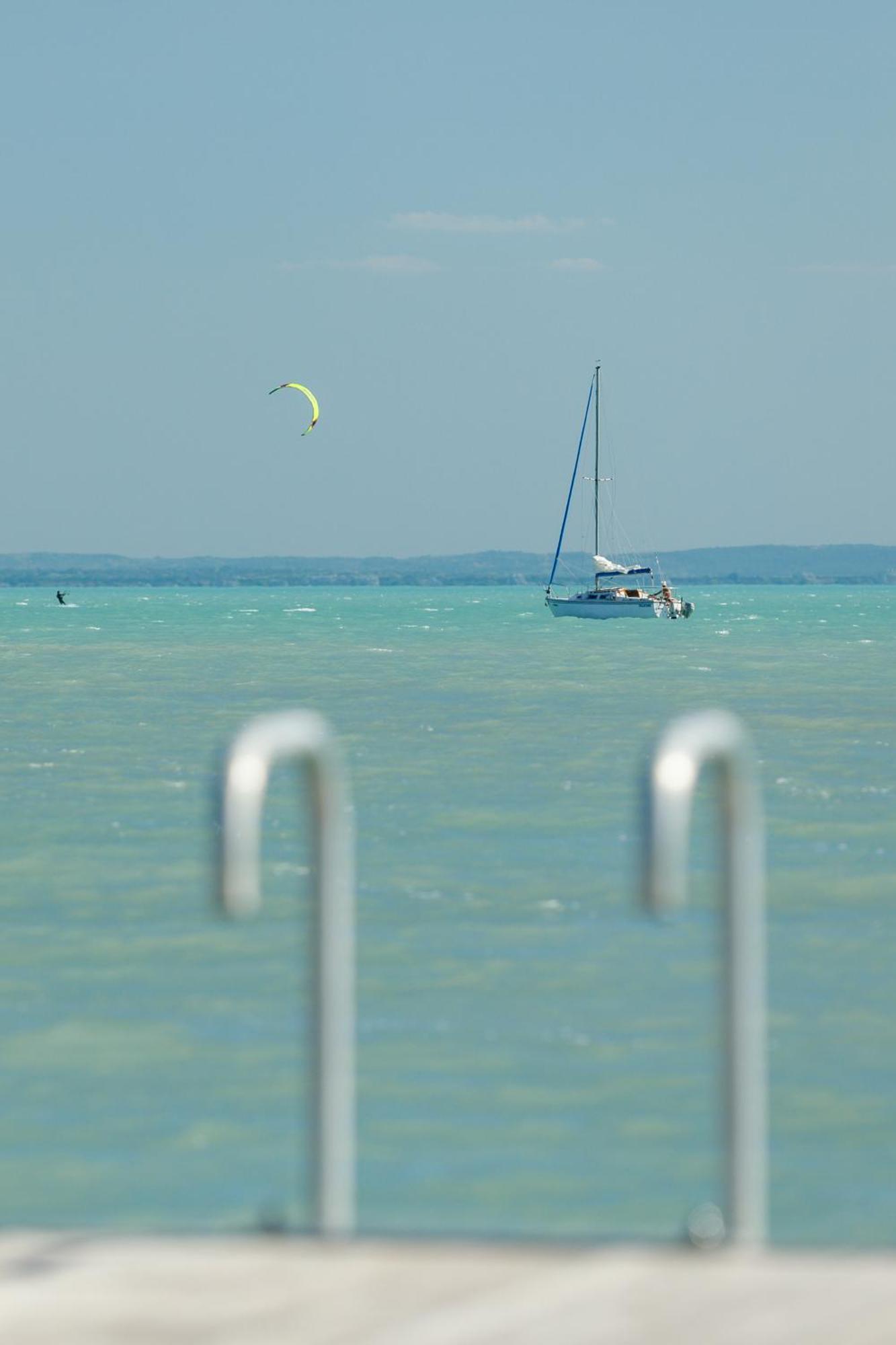 Blue4 Apartment Balatonfůzfő Εξωτερικό φωτογραφία